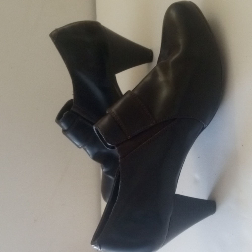 Women's Bass Dark Brown Ankle Boots Size 8 1/2M - Picture 5 of 12